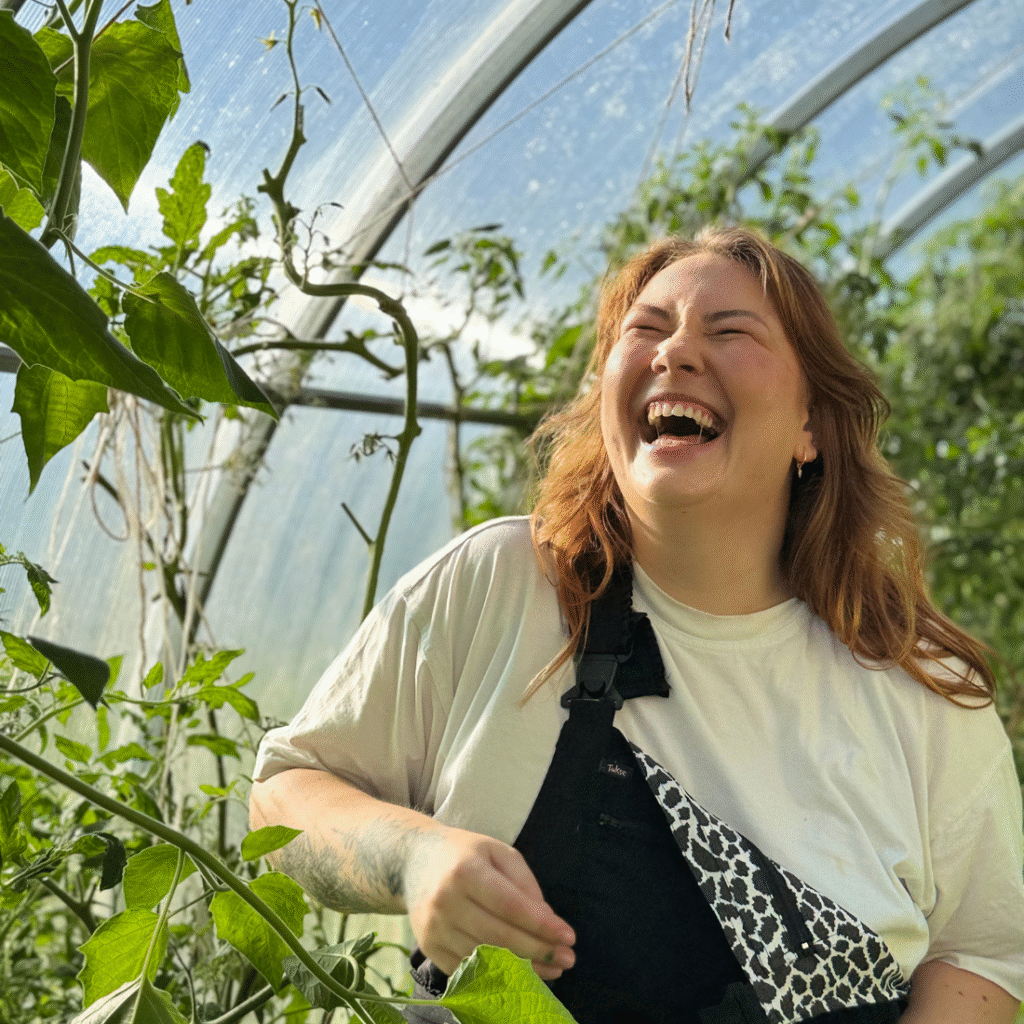 Tukse - tööriided naistele. Omas aias.